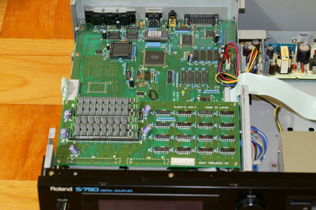 04_Main_Board