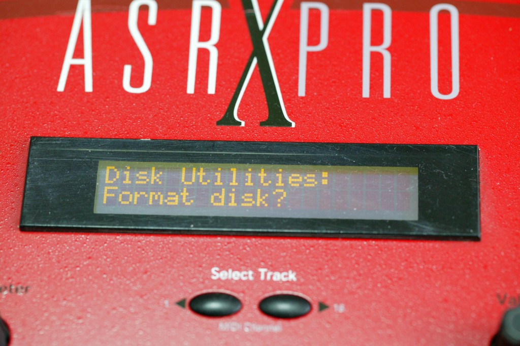 02_Format_Disk